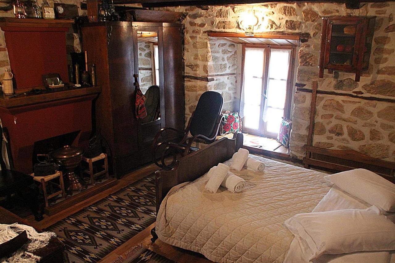 Τα Κωνστανταδικα Apartment อาร์ไนยา ภายนอก รูปภาพ